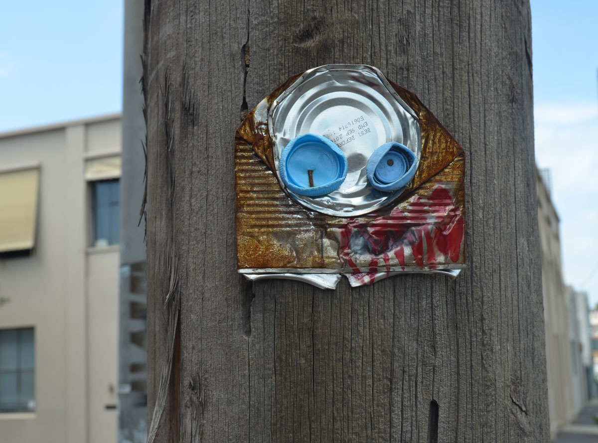 blog_junky_blue_eyes