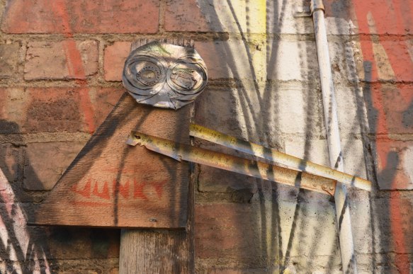 blog_junky_tape_arms