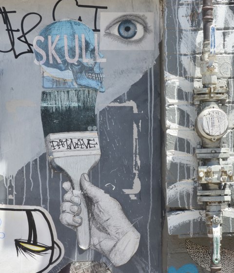 blog_skull_eye_paint_brush_paper