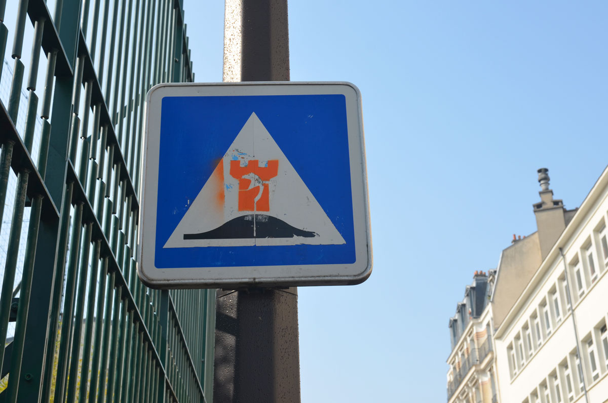 blog_sign_speed_bump