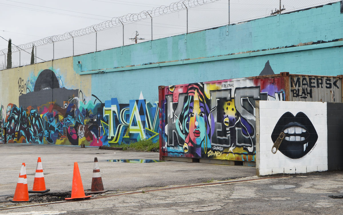 blog_kaes_woman_lips_graffiti