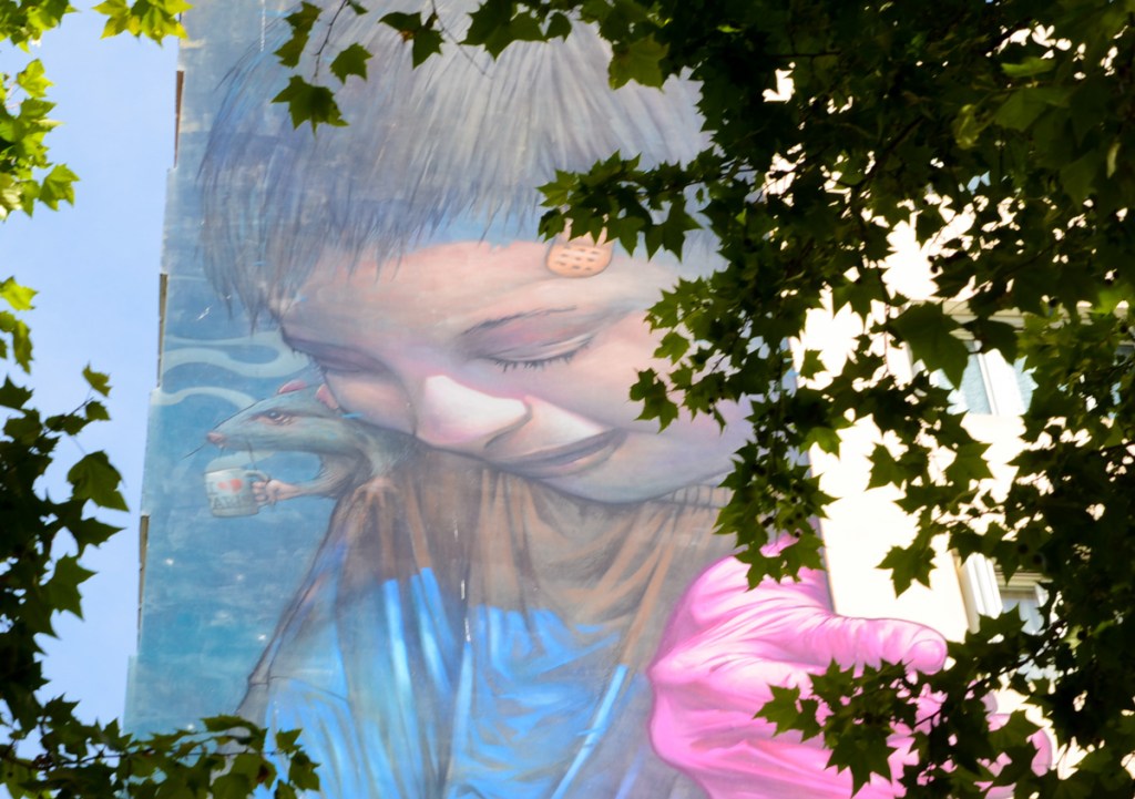 top part of bom k mural