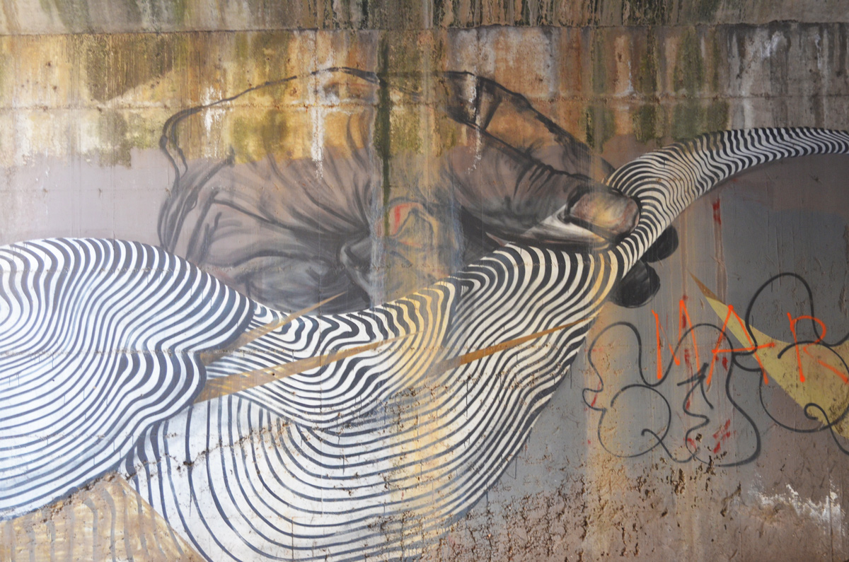 blog_hand_striped_tail