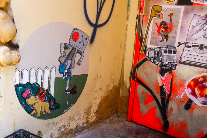 street art in Warburton Lane, Melbourne