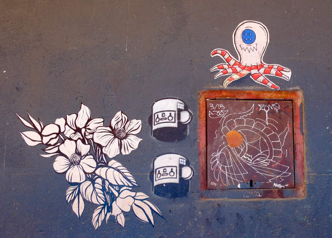 street art in Warburton Lane, Melbourne